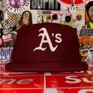 BRAND NEW - NEW ERA OAKLAND ATHLETICS A’s Burgundy FITTED HAT CAP 7 1/2 7.5
